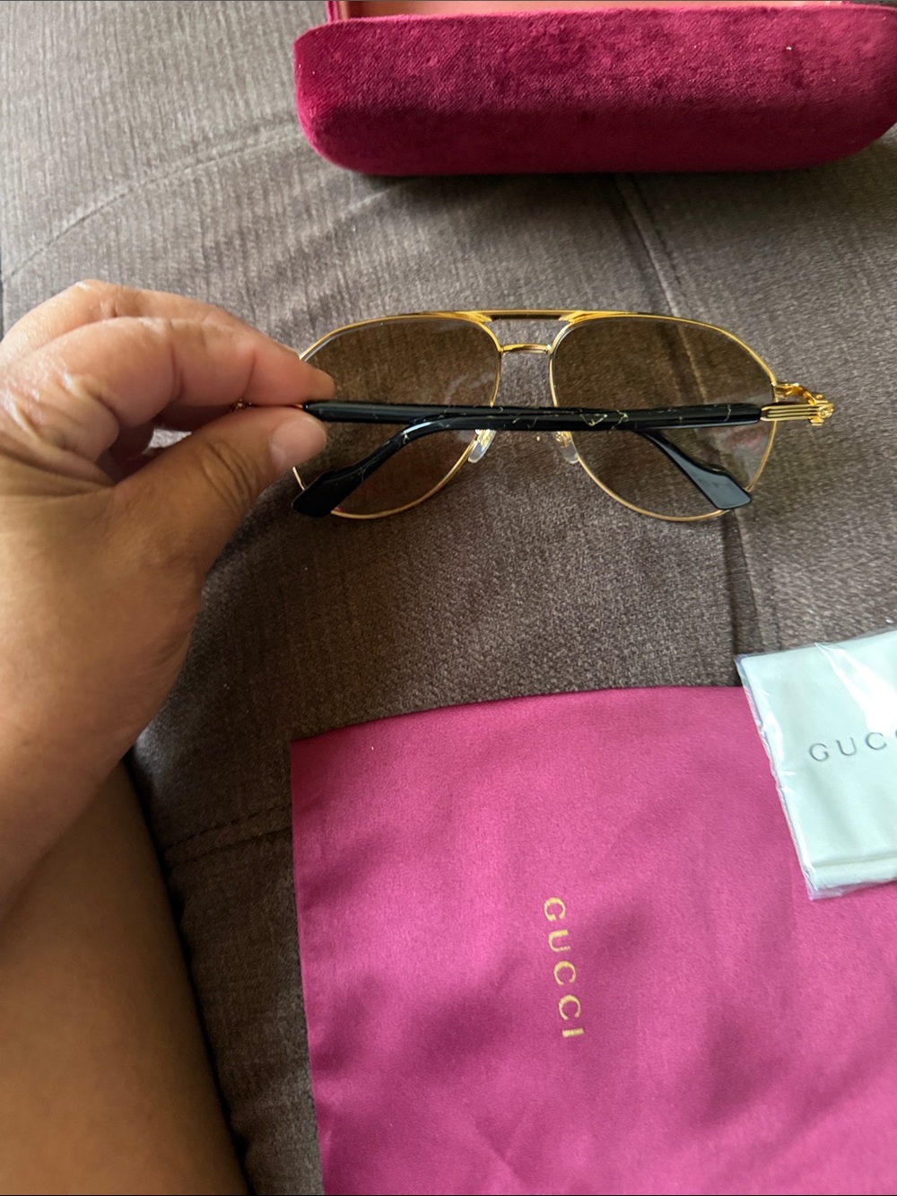 Gucci Sunglasses - Picture 6 of 8